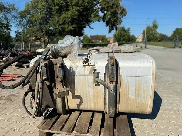 Комплект гідравліки + паливний бак 700 л б/в DAF XF 105 (1378084) оригінал, 700х700х1470 мм 352 - TIR-розборка Славута