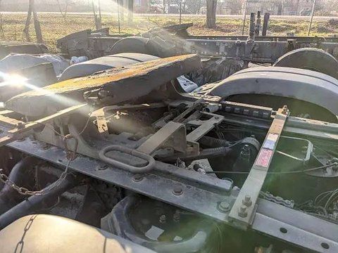 Монтажна плита під сідло б/в MAN TGX EURO 6 347 - TIR-розборка Славута
